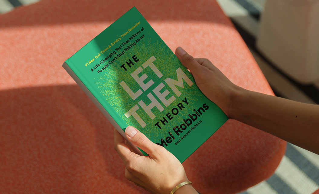 Book The Let Them Theory in hands